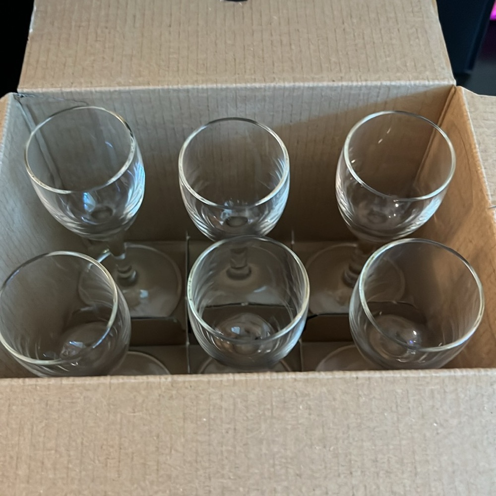 Vodka glass made by KROSNO mixology 1.2 oz 6 glasses. Just perfect for your bar - Picture 4 of 9